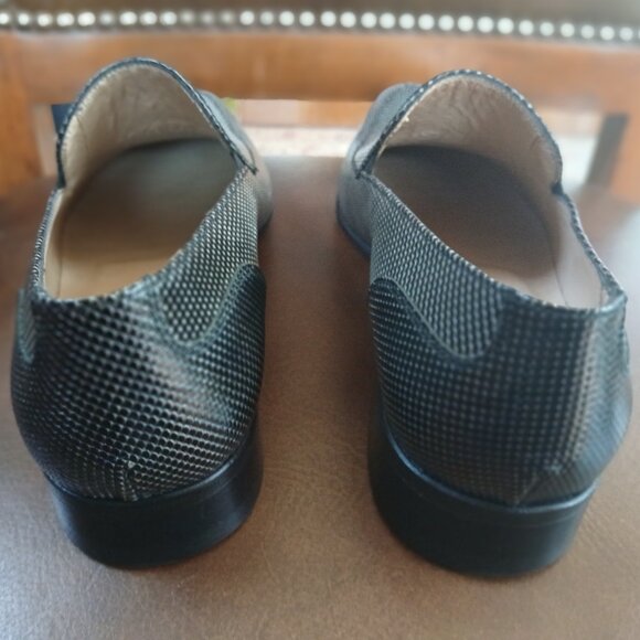 Embossed leather formal mens shoes. - Picture 4 of 5